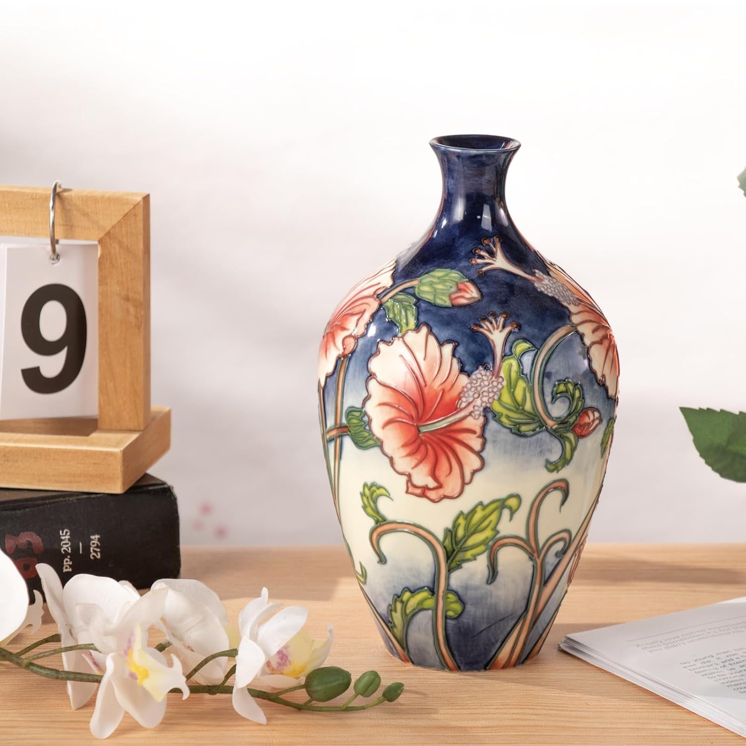 KAMMAK colored ceramic vase - embossed floral detail image 2