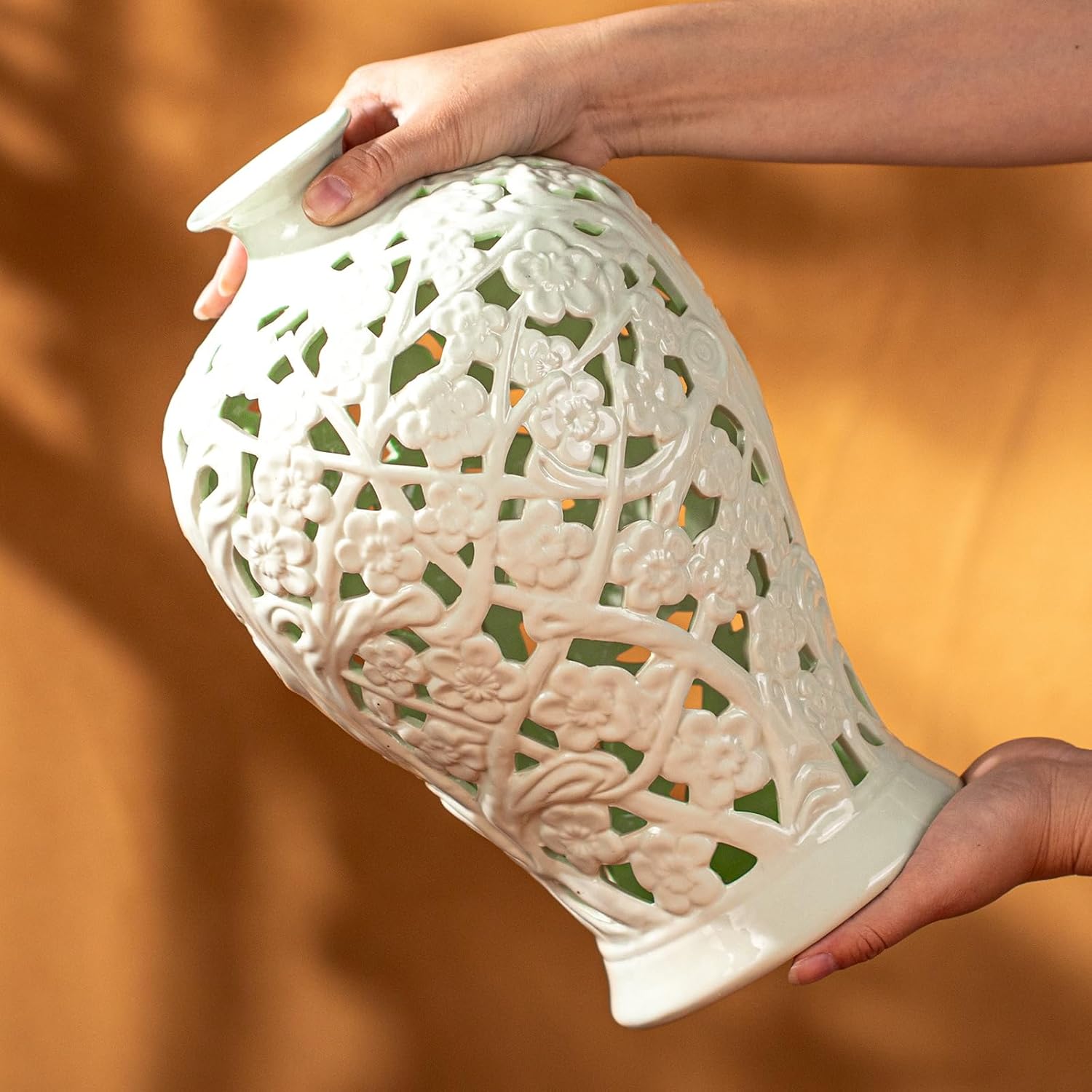 KAMMAK colored ceramic vase - home decor styling image 4