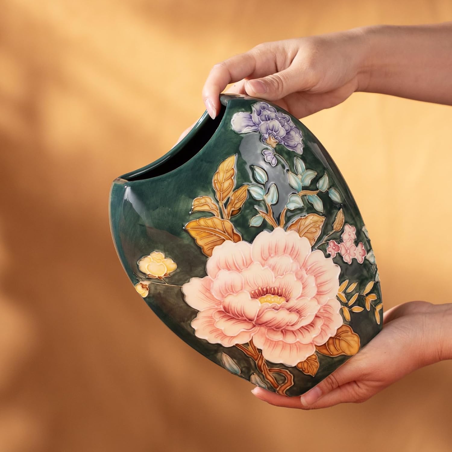 KAMMAK colored ceramic vase - home decor styling image 4