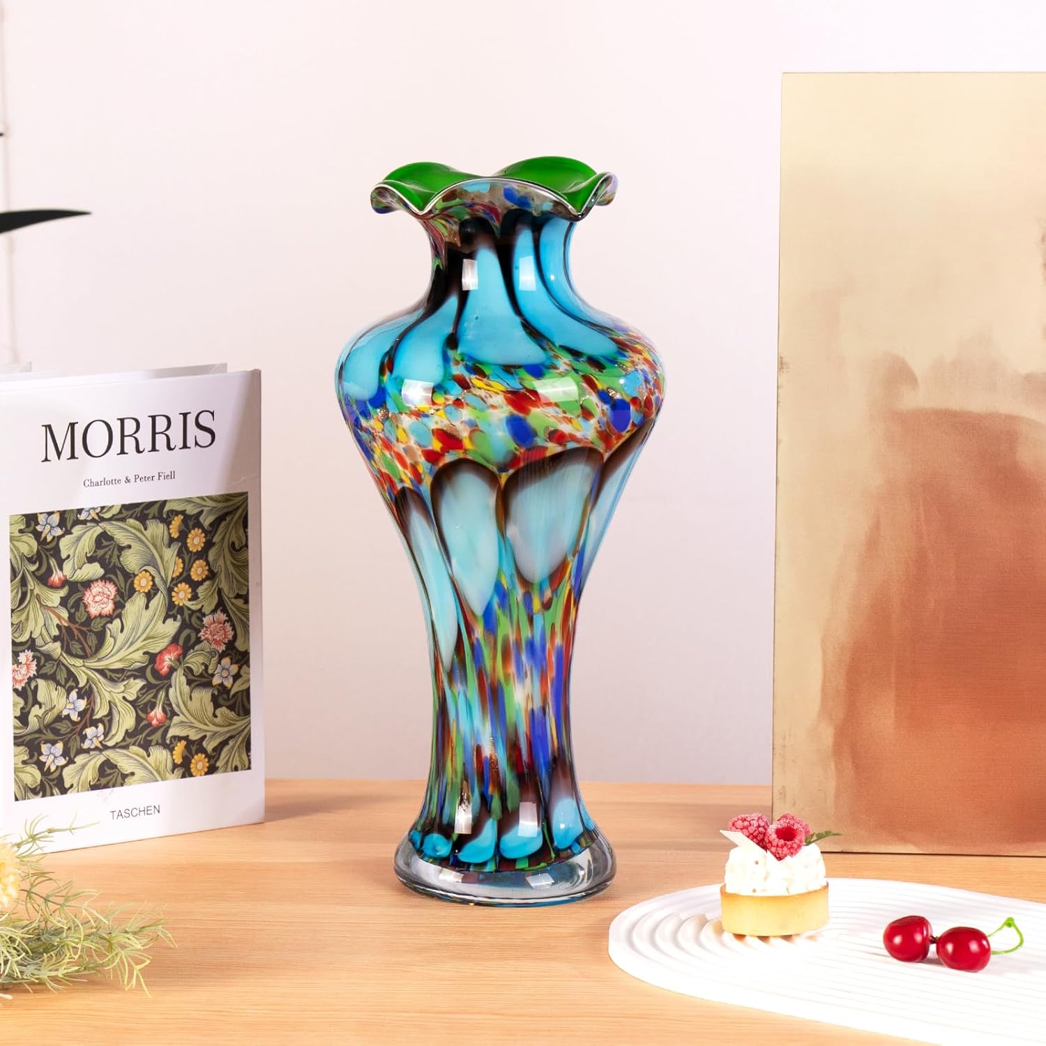 KAMMAK colored hand-blown glass vase - detail image 1