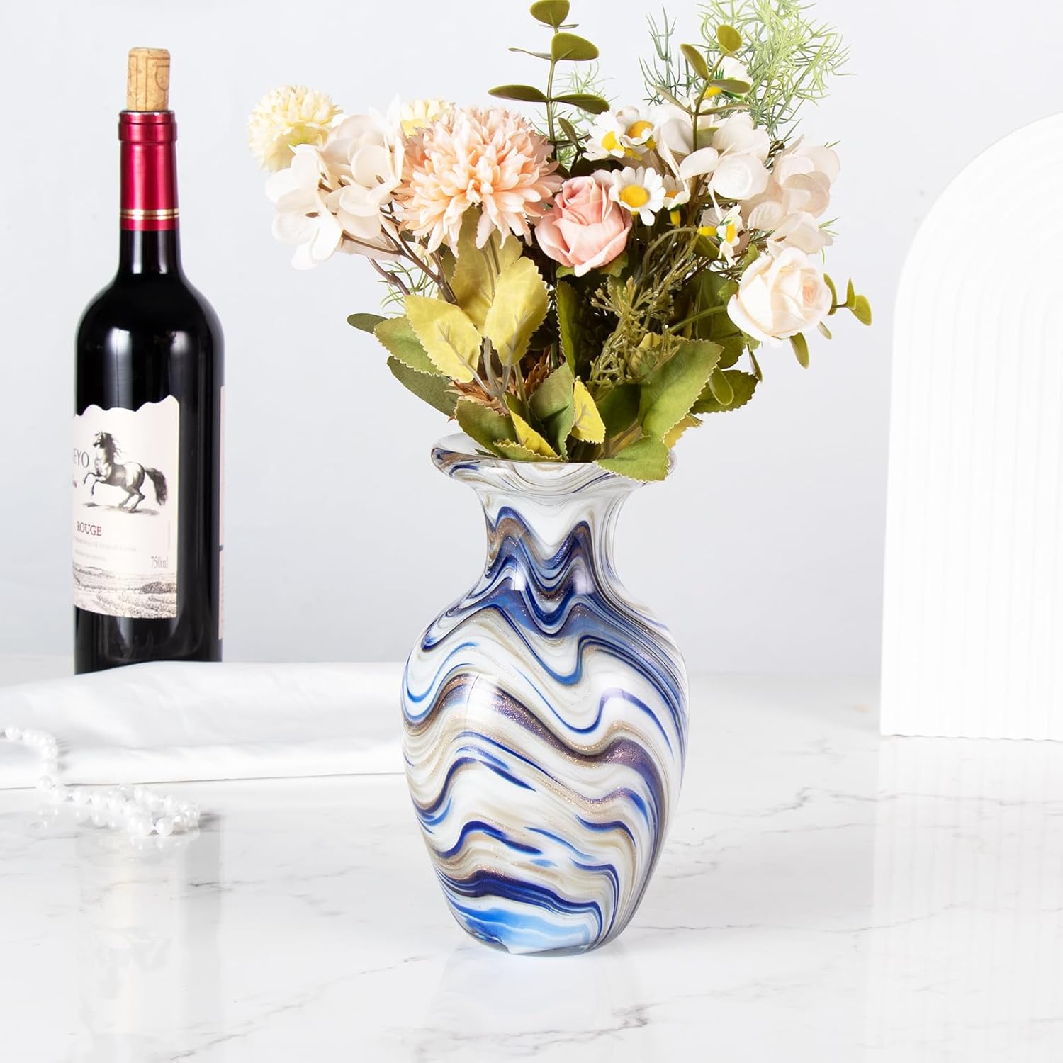 KAMMAK decorative glass vase detail image 2