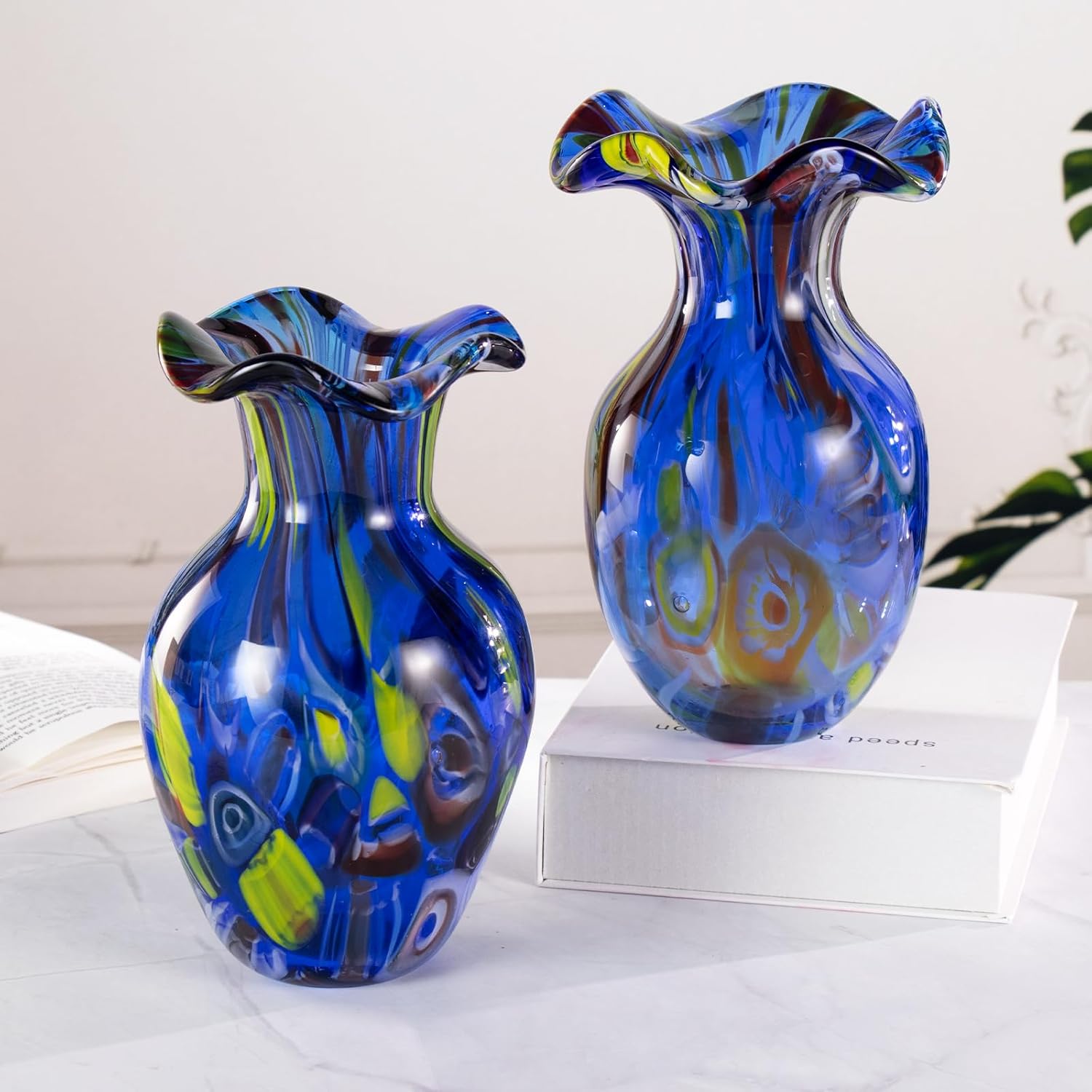 KAMMAK colorful glass vase detail image 1