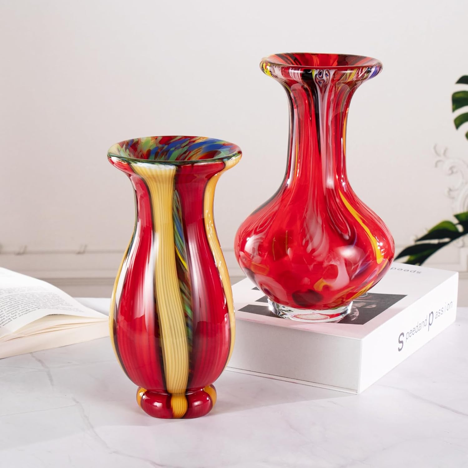 KAMMAK colorful glass vase detail image 1