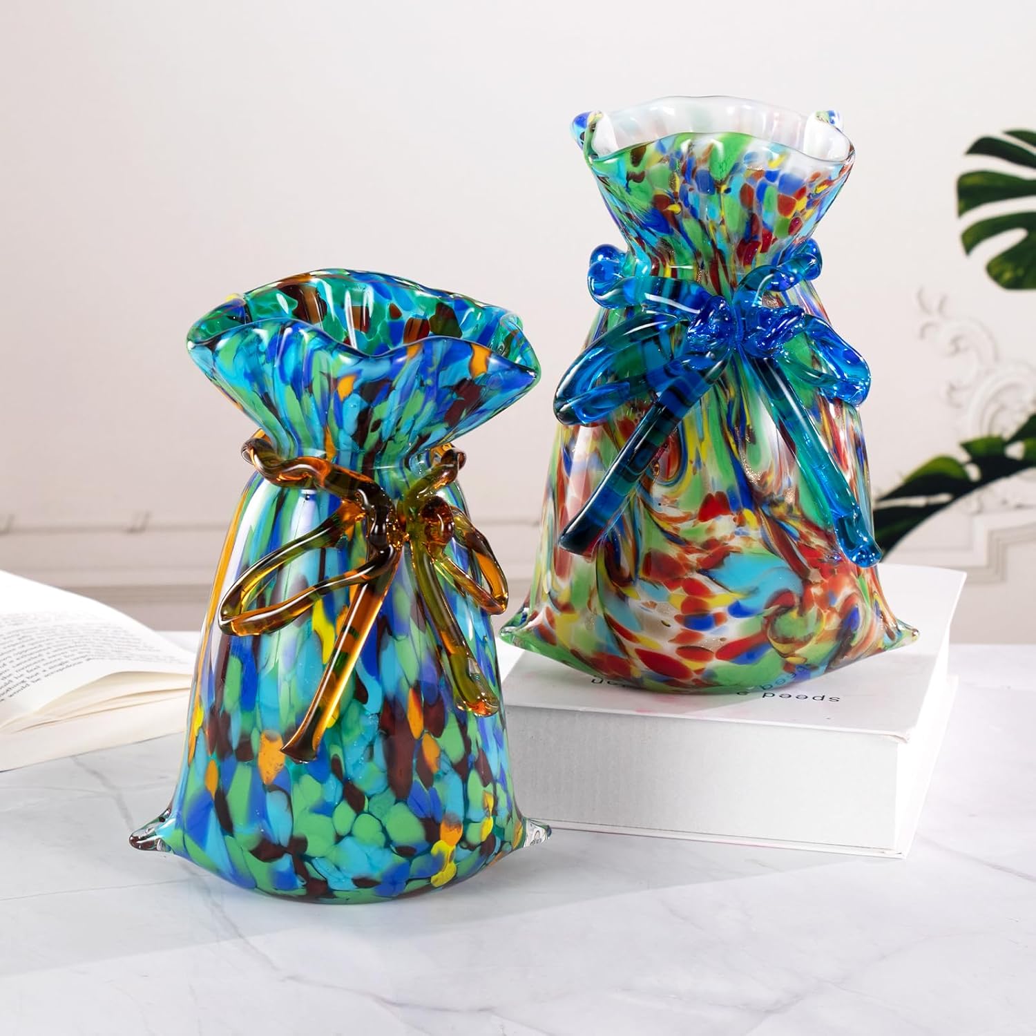 KAMMAK colorful glass vase detail image 1