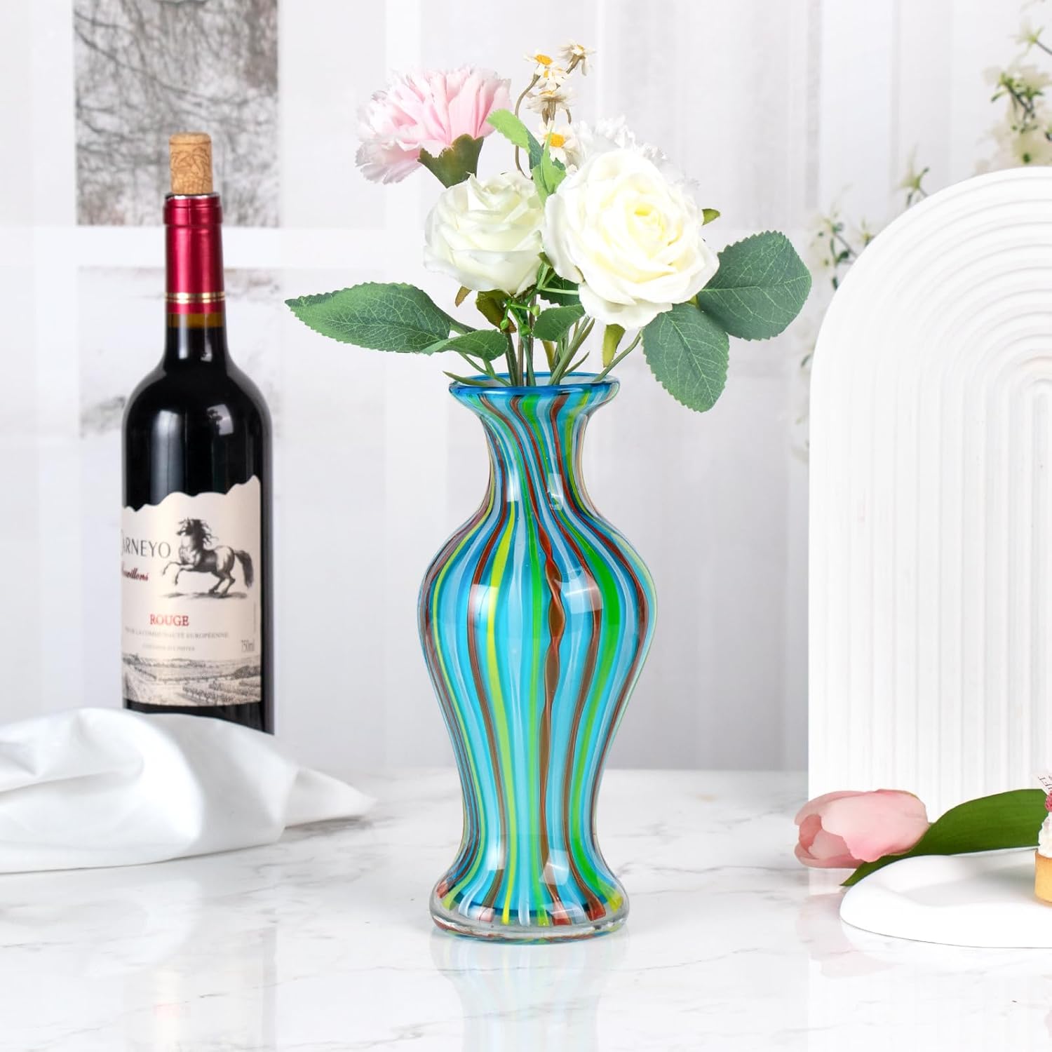 KAMMAK colored glass vase detail image 1