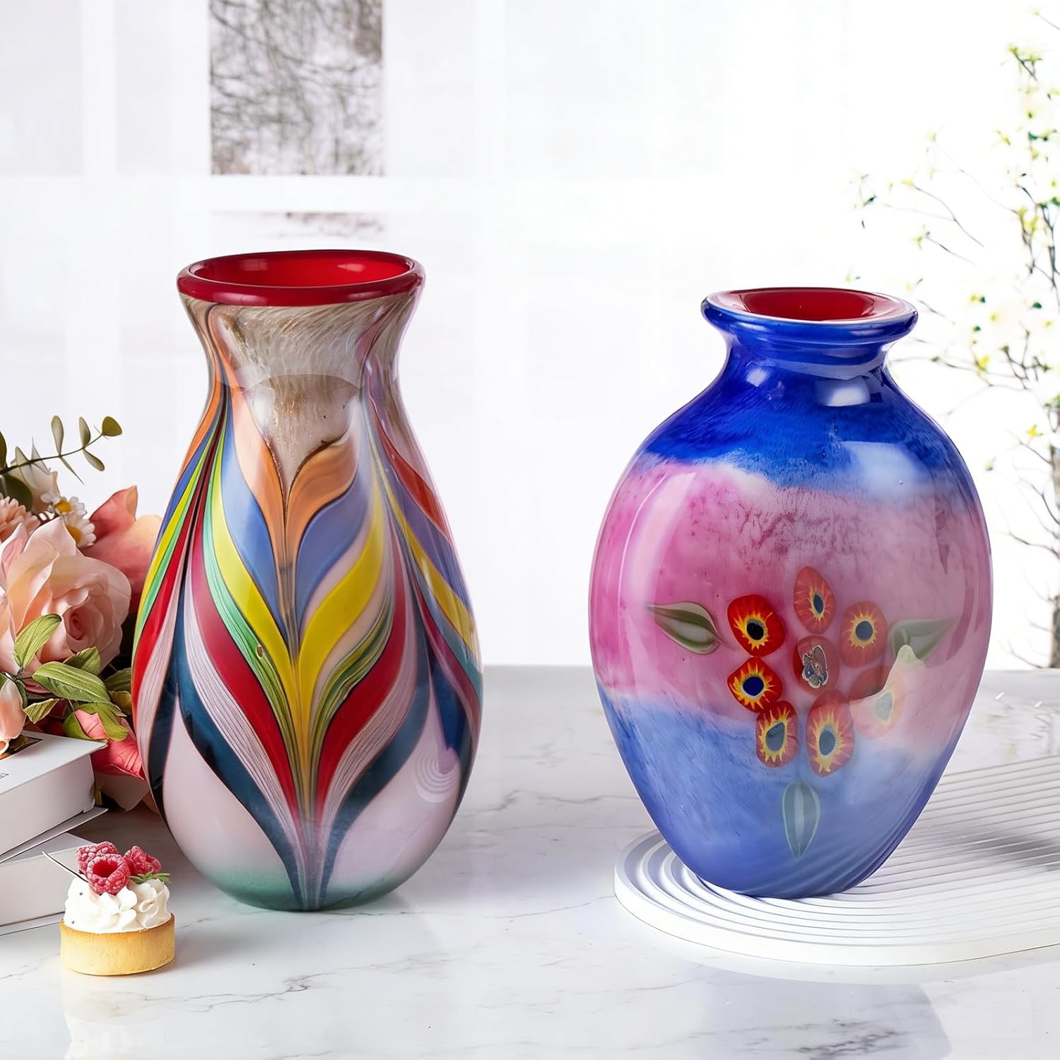 KAMMAK colored glass vase detail image 1