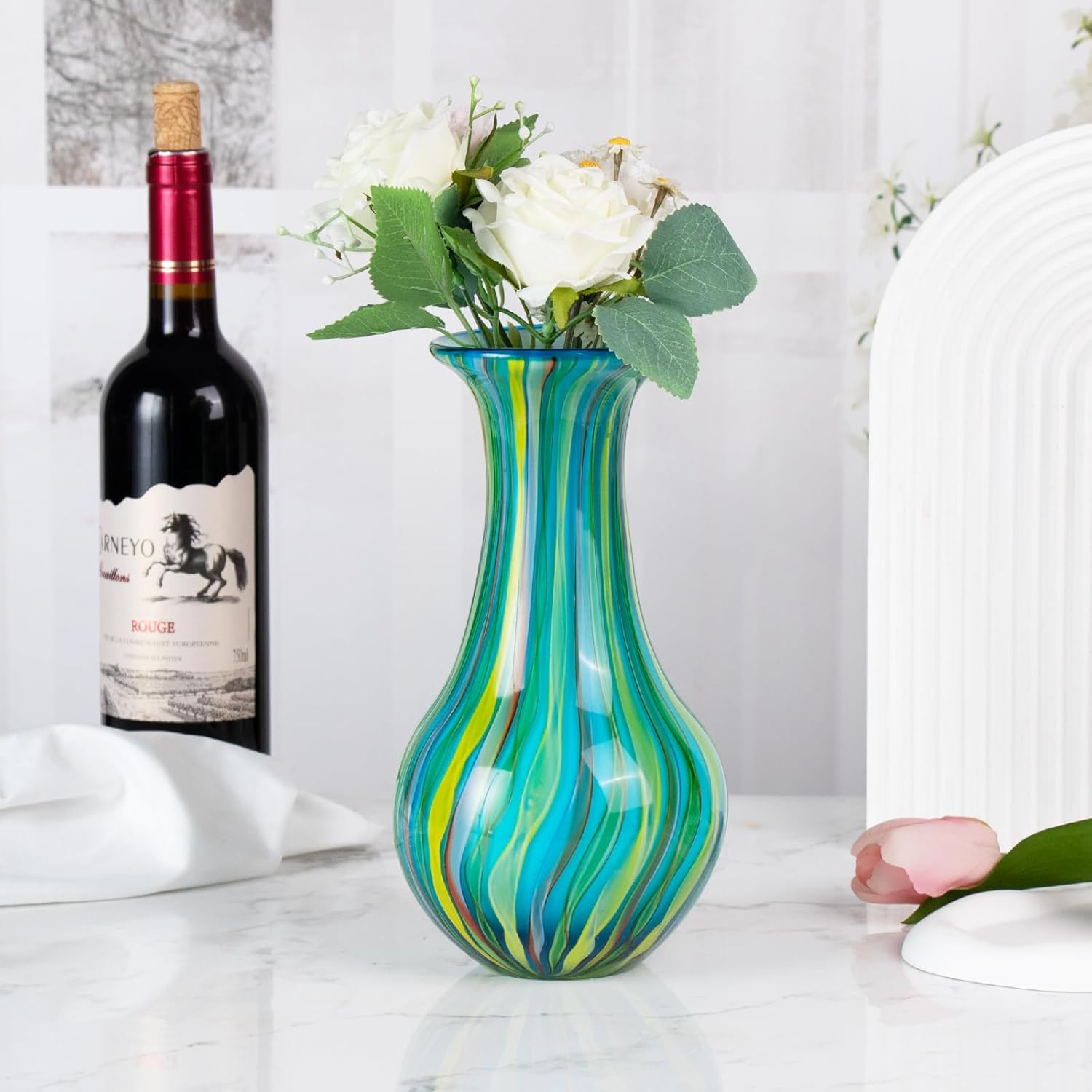 KAMMAK colored glass vase detail image 2