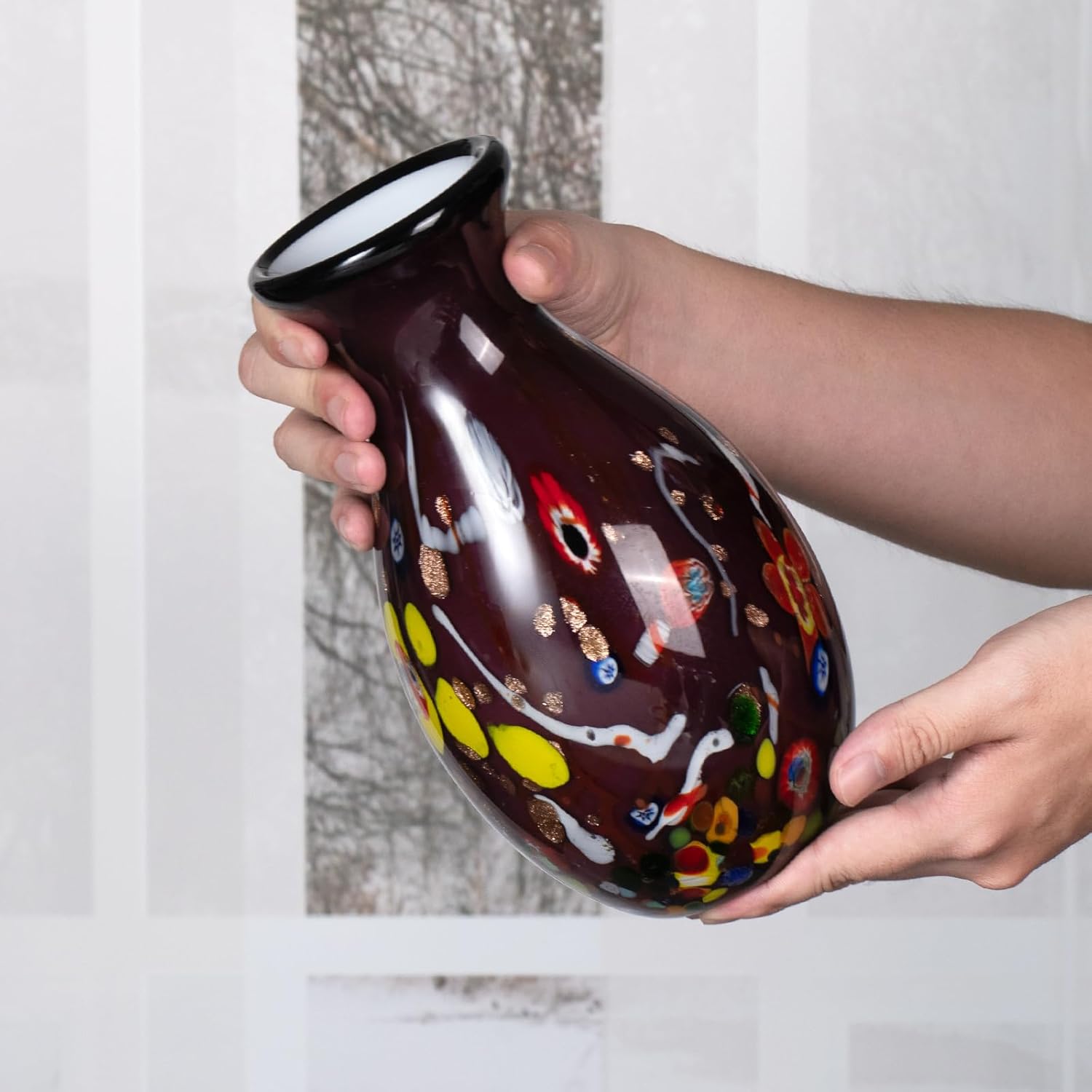 KAMMAK colored glass vase detail image 4