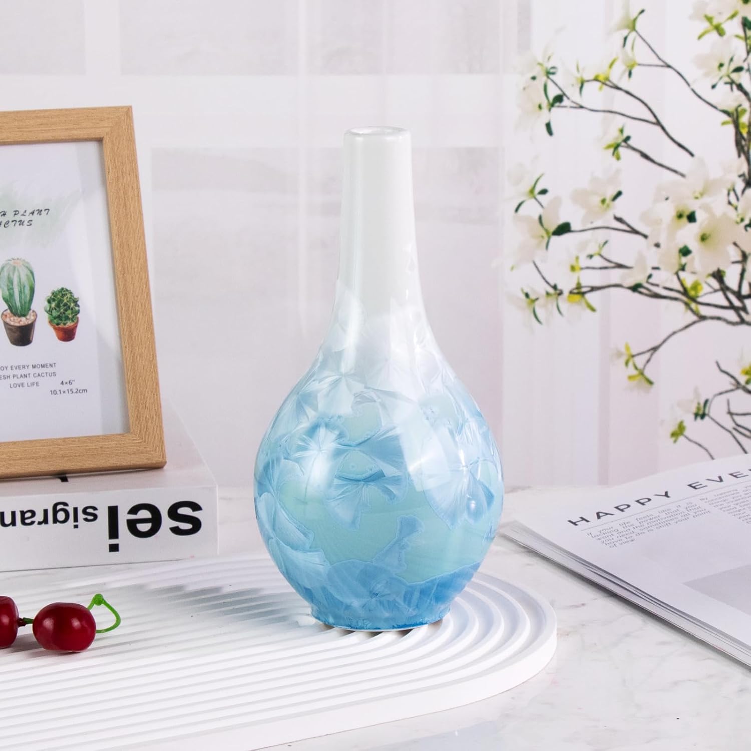 KAMMAK colored ceramic vase - decorative detail image 1