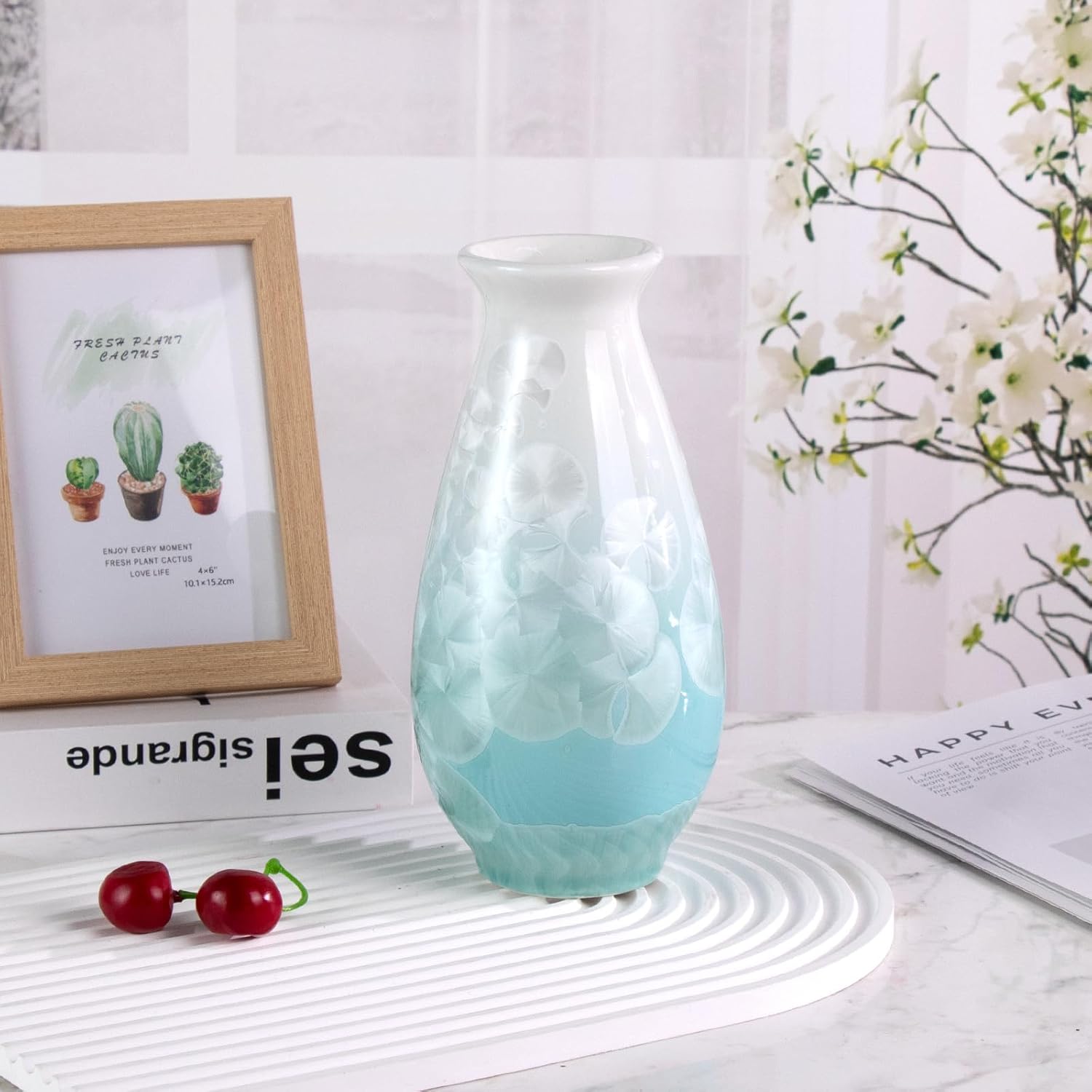 KAMMAK colored ceramic vase - decorative detail image 2