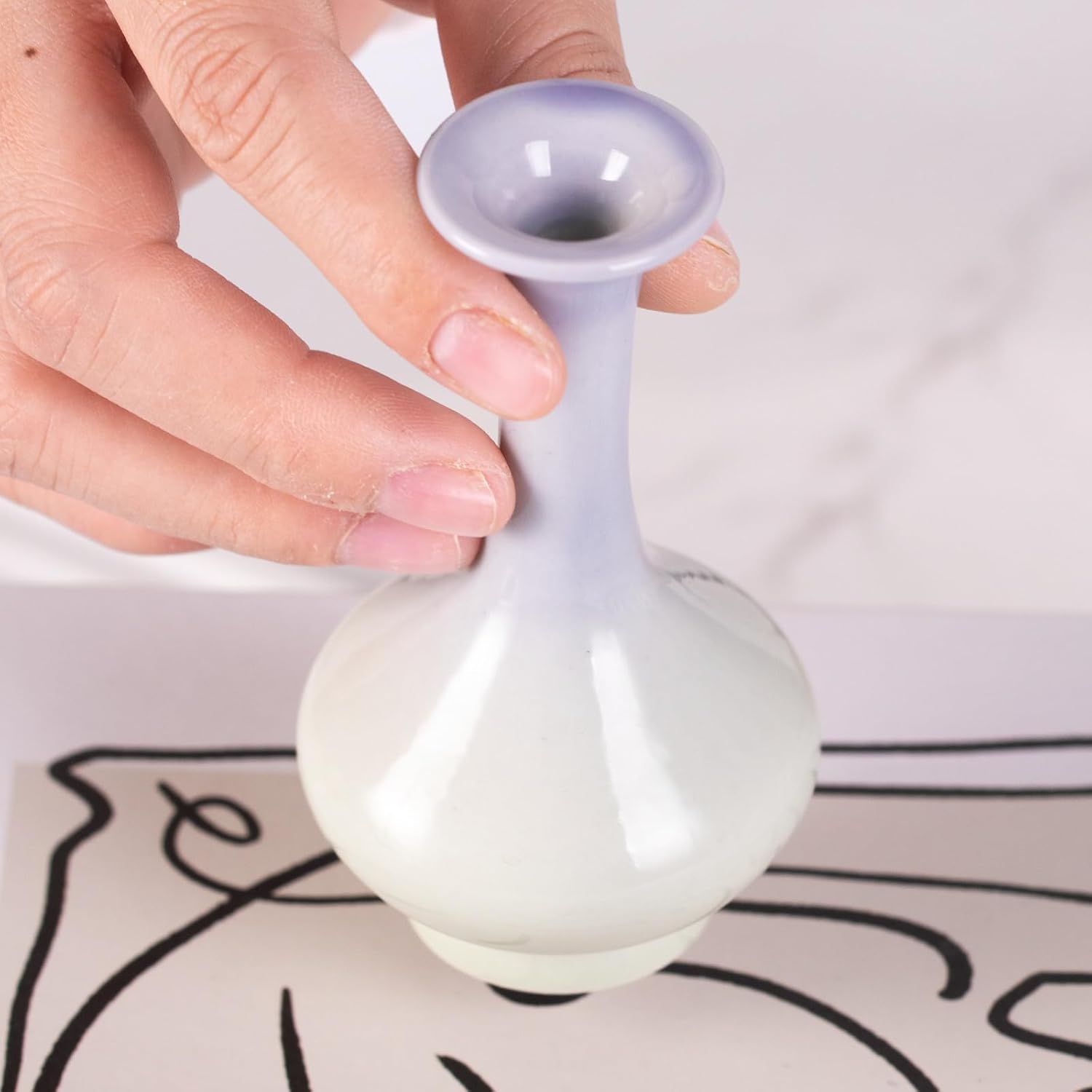 KAMMAK ceramic vase detail image 4