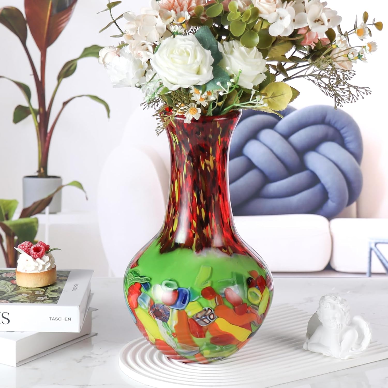 KAMMAK colored glass vase detail image 2