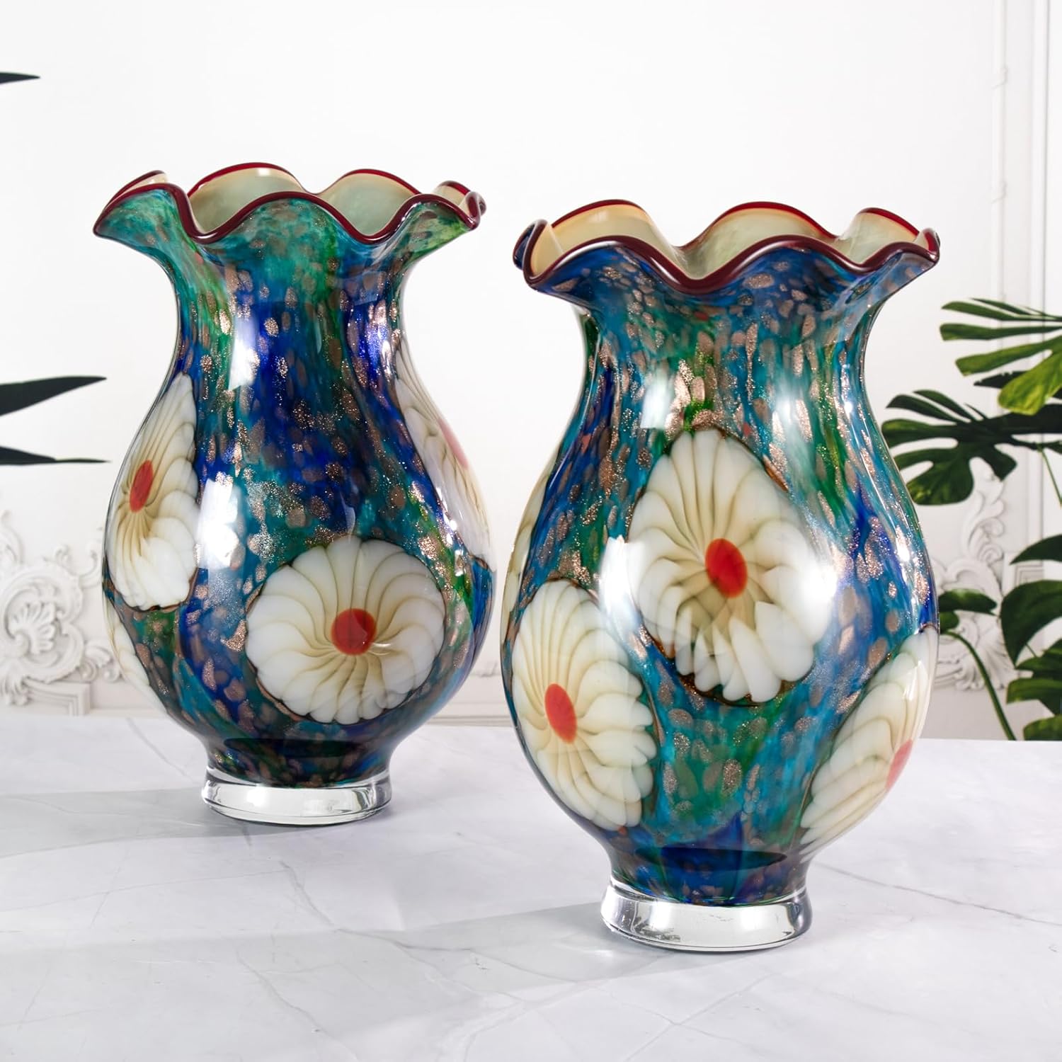 KAMMAK colored glass vase - detail image 1