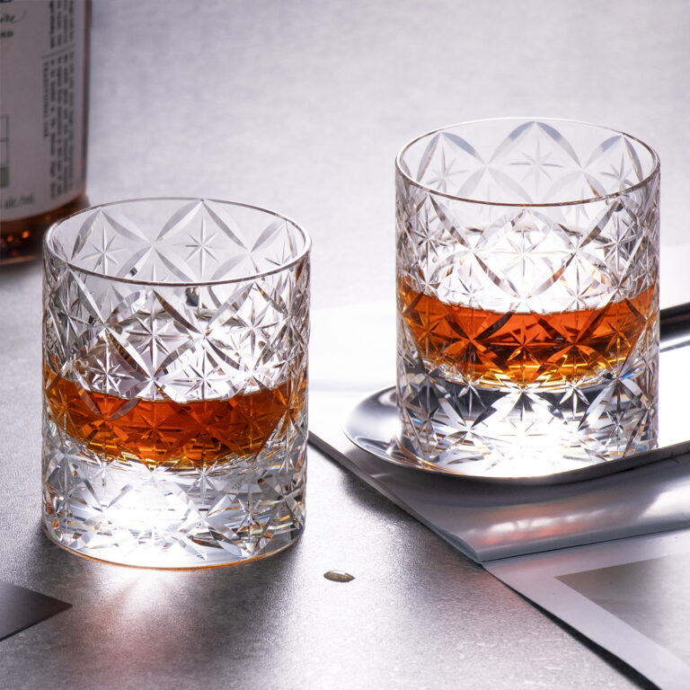 Crystal Whiskey Glasses Set of 2, Hand Blown 7.78oz Old Fashion – detail view 3