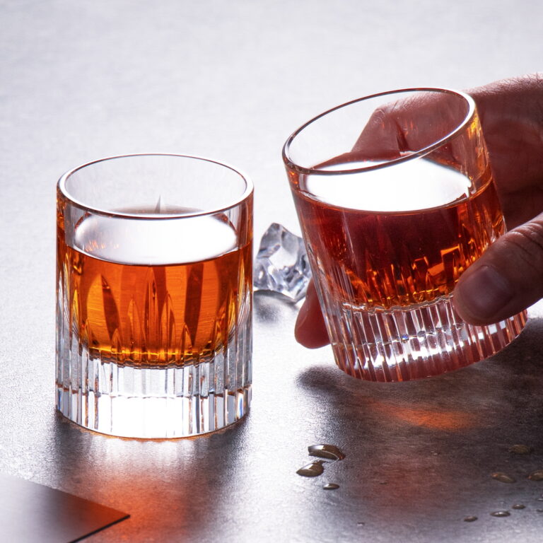 Crystal Whiskey Glasses Set of 2, Luxury 2.03oz Old Fashioned – detail view 3