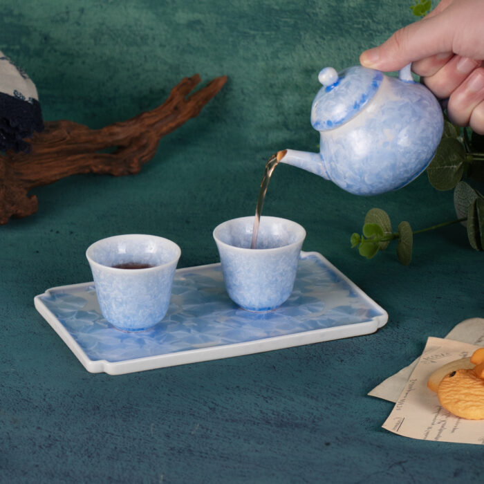 Chinese Gong Fu Tea Set Porcelain Tea Pot and Tea Cups Set - Image 4