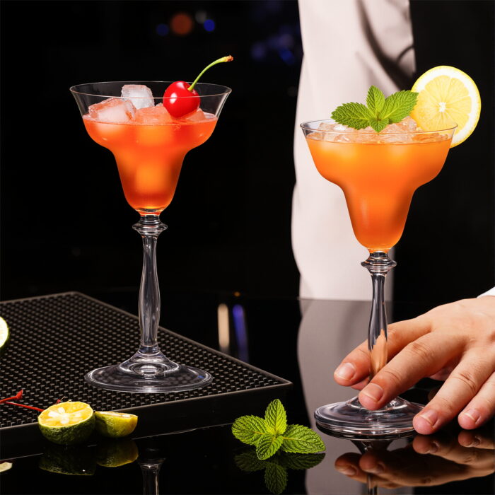 Margarita Glasses Set of 2, 6.7oz Crystal Coupe Glasses - Image 2