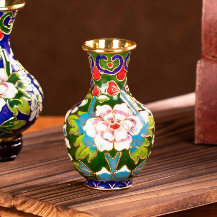 Modern Enamel Modern Vase For Fresh Flowers - Image 4
