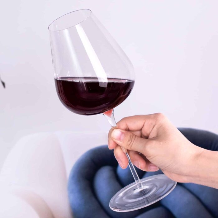 Elegant Red Wine Glasses 17oz For Christmas Dinner Set of 2 - Image 3