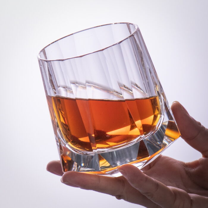 Artisan Etched Crystal Old Fashioned Glass 8.79 oz with Base - Image 3