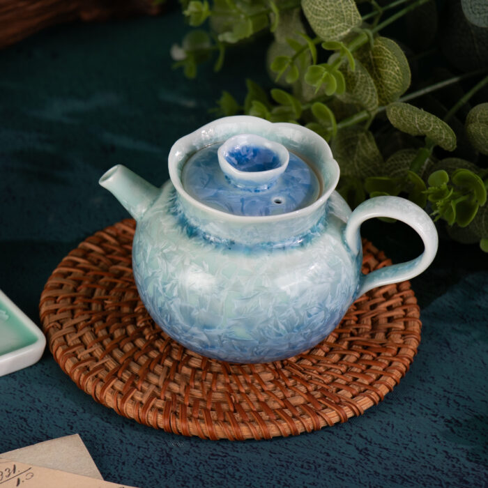 Gong Fu Tea Set (2 Saucer+ 2 Cups +1 Tea Pot + 1 Square Plate) - Image 3