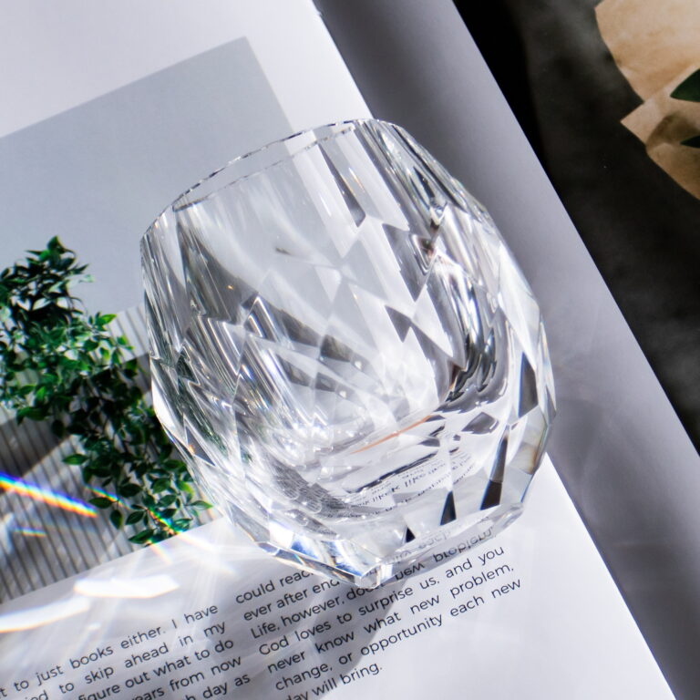 Crystal Whiskey Glasses Set of 2 Luxury 7.44oz Glasses Stemless – detail view 4