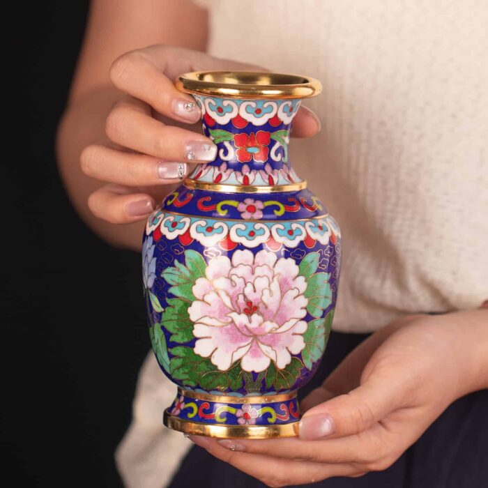 Vases for Flower Elegant Enamel Metal Decorative Vase - Image 3