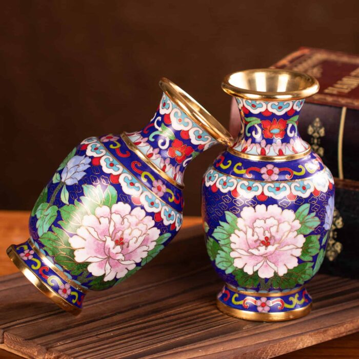 matte enamel finish vase Vases for Flower Elegant Enamel Metal Decorative Vase - Image 1