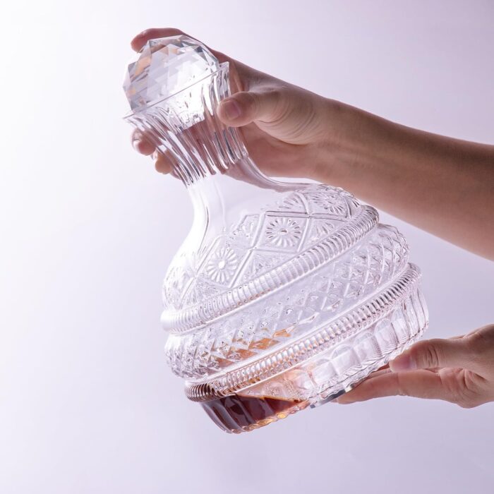 Crystal Wine Decanter, 1600ml Rotatable Glass Decanter with Stopper, Lead-Free Elegant Red Wine Carafe, Unique Wine Aerator for Bar, Party, Anniversary, Home, Banquet, Idea Gift...