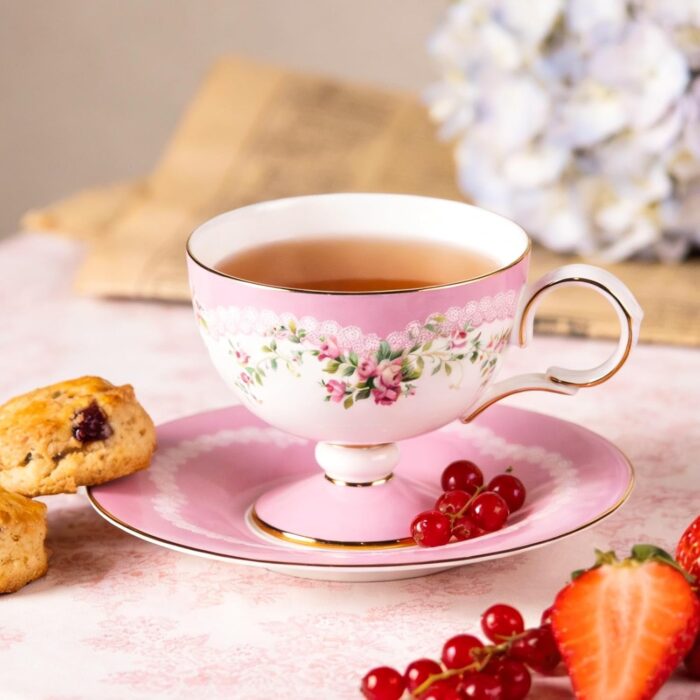 KAMMAK Ceramic Coffee Cups Saucers Set of 2, Porcelain Espresso Cups with Saucers, 6.52 oz Handmade Elegant Bone China Tea Cup, Ceramic Floral Pattern Demitasse for Latte,...