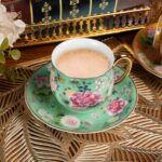KAMMAK Tea Cups and Saucers Set of 2, Porcelain Coffee Cups with Saucer for Espresso, Cappuccino, 7.1oz Cute Vintage Glod and Green Ceramic Novelty Mug for Home, Tea Party, Office