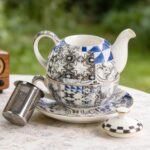 KAMMAK Tea for One, Porcelain Teapot and Cup Set with Infuser, Bone China Tea Pot and Saucers Set, Ceramic Tea Set for Party, Black and White Tea Cups and Saucer Set for Coffee,...