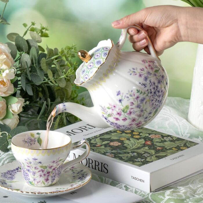 KAMMAK Teapot with Handle, Vintage Porcelain Tea Pot with Gold Trim, Blooming & Loose Leaf Teapot, Festive Holiday Serveware, Gifts for Women, Lilac - 27 oz