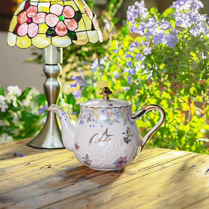 KAMMAK Teapot with Handle, Vintage Porcelain Tea Pot with Gold Trim, Blooming & Loose Leaf Teapot, Festive Holiday Serveware, Gifts for Women, Colorful - 37 oz