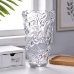 7 KAMMAK 8HPFH02139 glass vase styled on dining table image 5