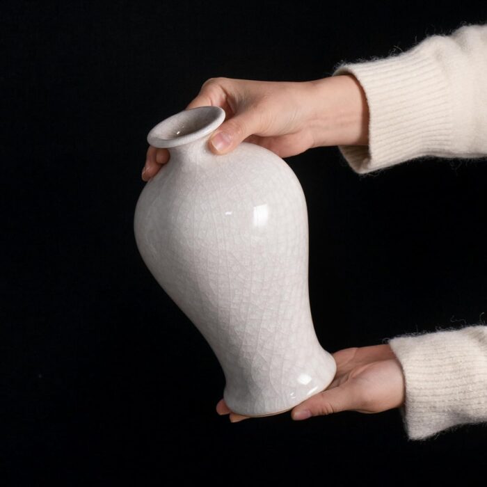 Colored Ceramic Vase, Beautiful Hand-Painted Decorative Vase, Modern Art Porcelain Vase for Flower Mantle Dining Table Centerpiece, Entryway Living Room Wedding Decoration（DSH16）