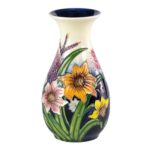 KAMMAK Colored Ceramic Vase, Beautiful Hand-Painted Decorative Vase, Modern Art Porcelain Vase for Flower Mantle Dining Table Centerpiece, Entryway Living Room Wedding...