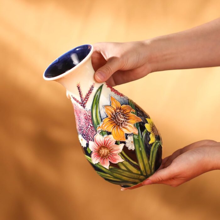 KAMMAK Colored Ceramic Vase, Beautiful Hand-Painted Decorative Vase, Modern Art Porcelain Vase for Flower Mantle Dining Table Centerpiece, Entryway Living Room Wedding...