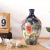 KAMMAK 8HPYZF089 ceramic vase side angle view showing silhouette
