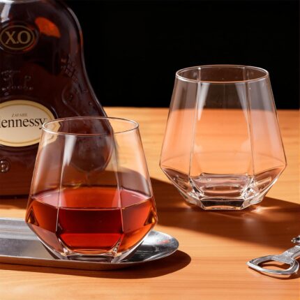 KAMMAK Hexagonal Whiskey Glass 13.53 oz (400 ml), Faceted Tumbler with Delicate Rim & Thick Heavy Base, Lead-Free Modern Barware for Old Fashioned, Scotch, Bourbon, Cocktails