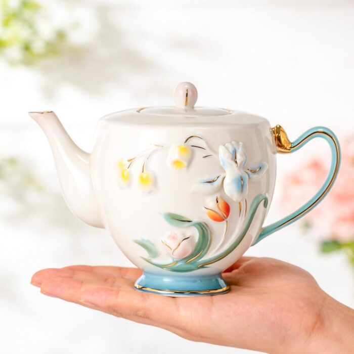 KAMMAK Teapot with Handle, Vintage Porcelain Tea Pot with Gold Trim, Blooming & Loose Leaf Teapot, Festive Holiday Serveware, Gifts for Women, Relief - 27 oz