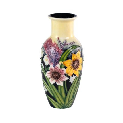 KAMMAK Colored Ceramic Vase, Beautiful Hand-Painted Decorative Vase, Modern Art Porcelain Vase for Flower Mantle Dining Table Centerpiece, Entryway Living Room Wedding...
