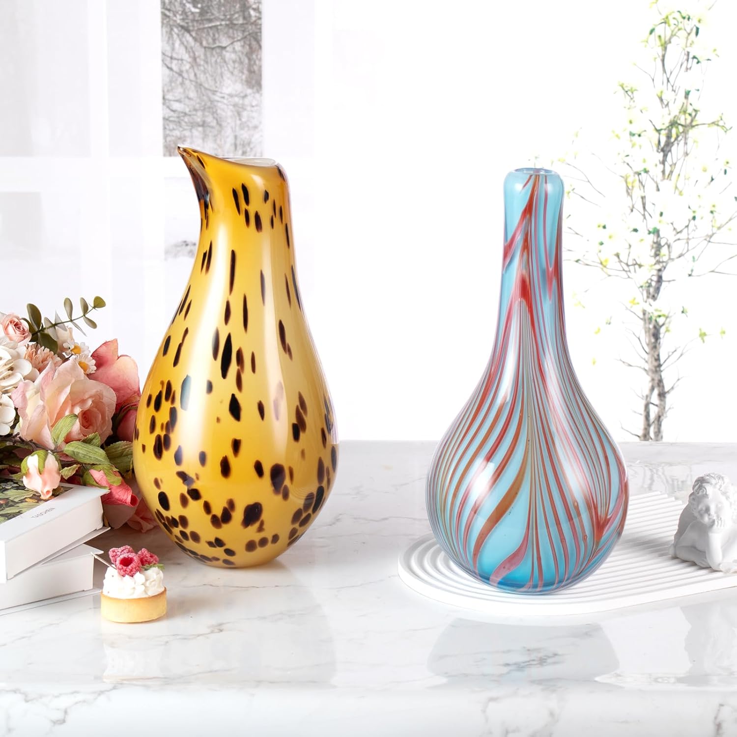 KAMMAK colored glass vase - detail image 1