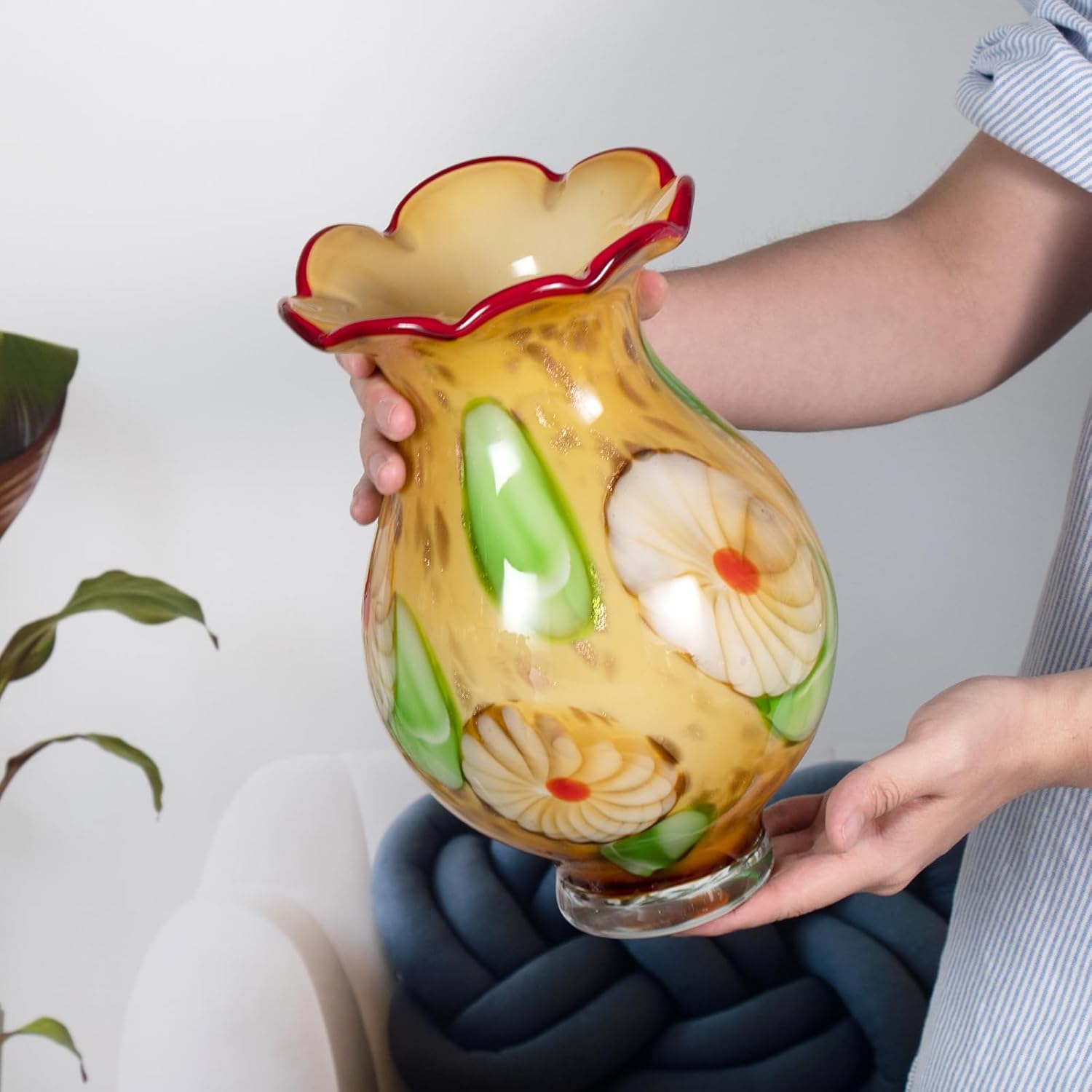 KAMMAK 8HPFH02119 glass vase detail image 4 in product description