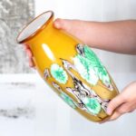 KAMMAK Colored Glass Vase, Beautiful Hand Blown Decorative Vase, Modern Art Vase for Flower Mantle Dining Table Centerpiece, Entryway Living Room Wedding Decoration (JG2069) KAMMAK 8HPJG02069 glass vase close-up material texture detail image 4