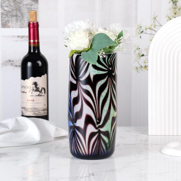 KAMMAK Colored Glass Vase, Beautiful Hand Blown Decorative Vase, Modern Art Vase for Flower Mantle Dining Table Centerpiece, Entryway Living Room Wedding Decoration (JG20121) KAMMAK 8HPJG02121 glass vase close-up material texture detail image 4