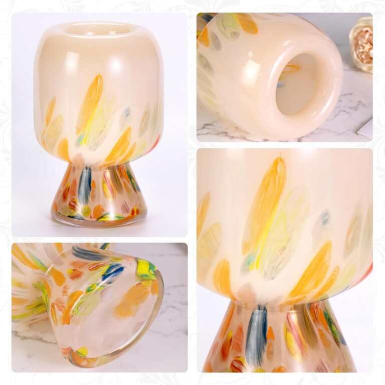 KAMMAK Colored Glass Vase, Cream White Art Glass Design – detail view 1