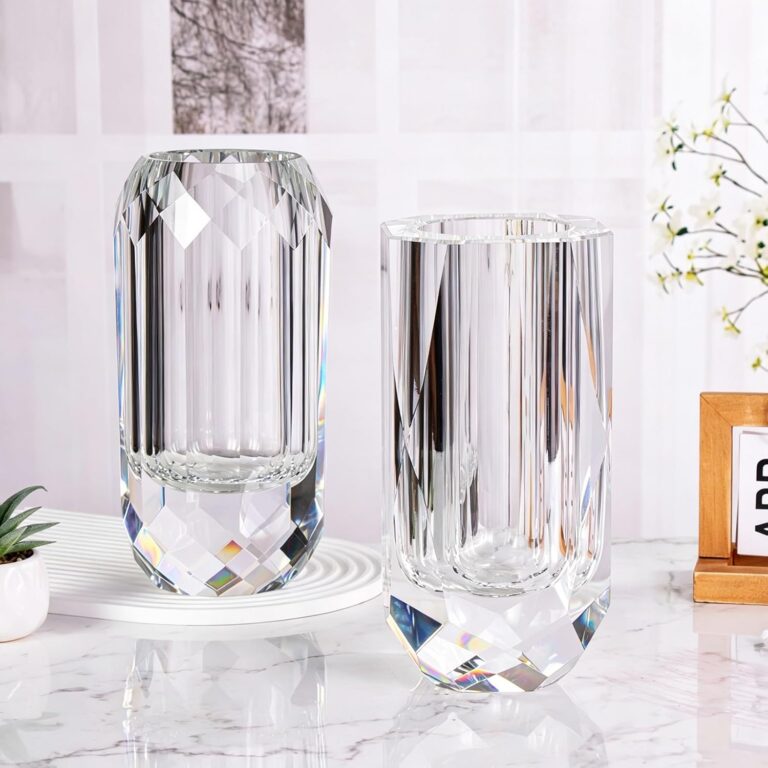 Transparent Glass Vase,Geometric Faceted Glass Design – detail view 3