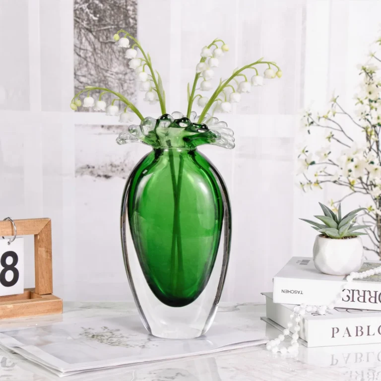 KAMMAK Emerald Green Hand-Blown Art Glass Vase - SYX025 - product image 5