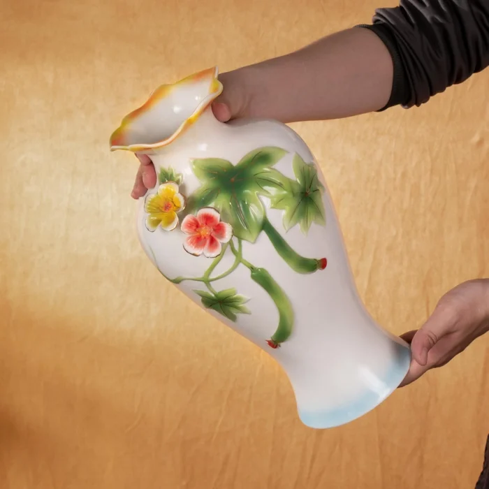 KAMMAK Hand-Painted Floral Ceramic Vase - YZ001 - product image 7 KAMMAK 8HPYZ001 ceramic vase decorative craft detail image 7